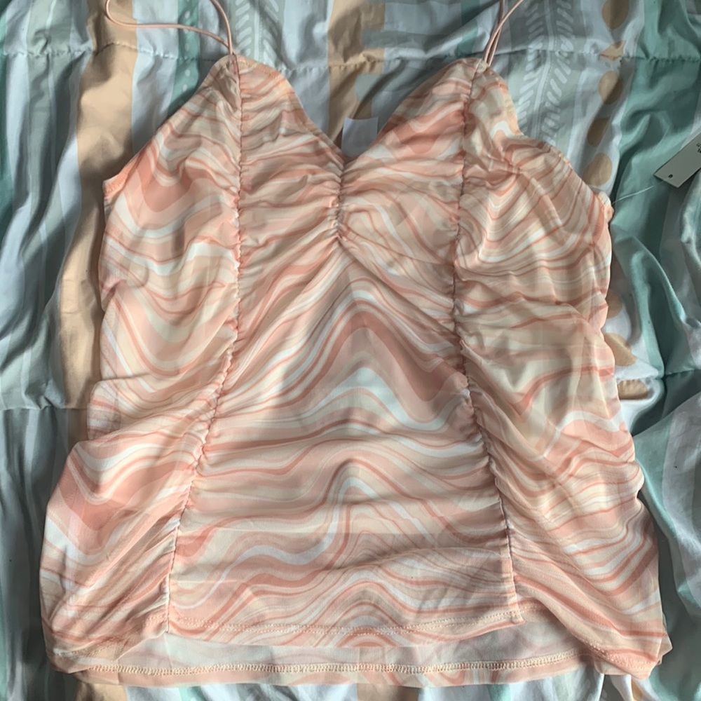 No boundaries salmon pink tank top